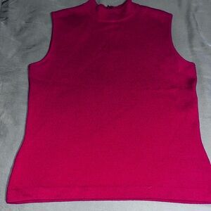 St. John Collection Mock Neck Sleeveless Knit Fuchsia Top. Size M